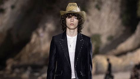 Yves Saint Laurent: la nouvelle vague del menswear ethnochic